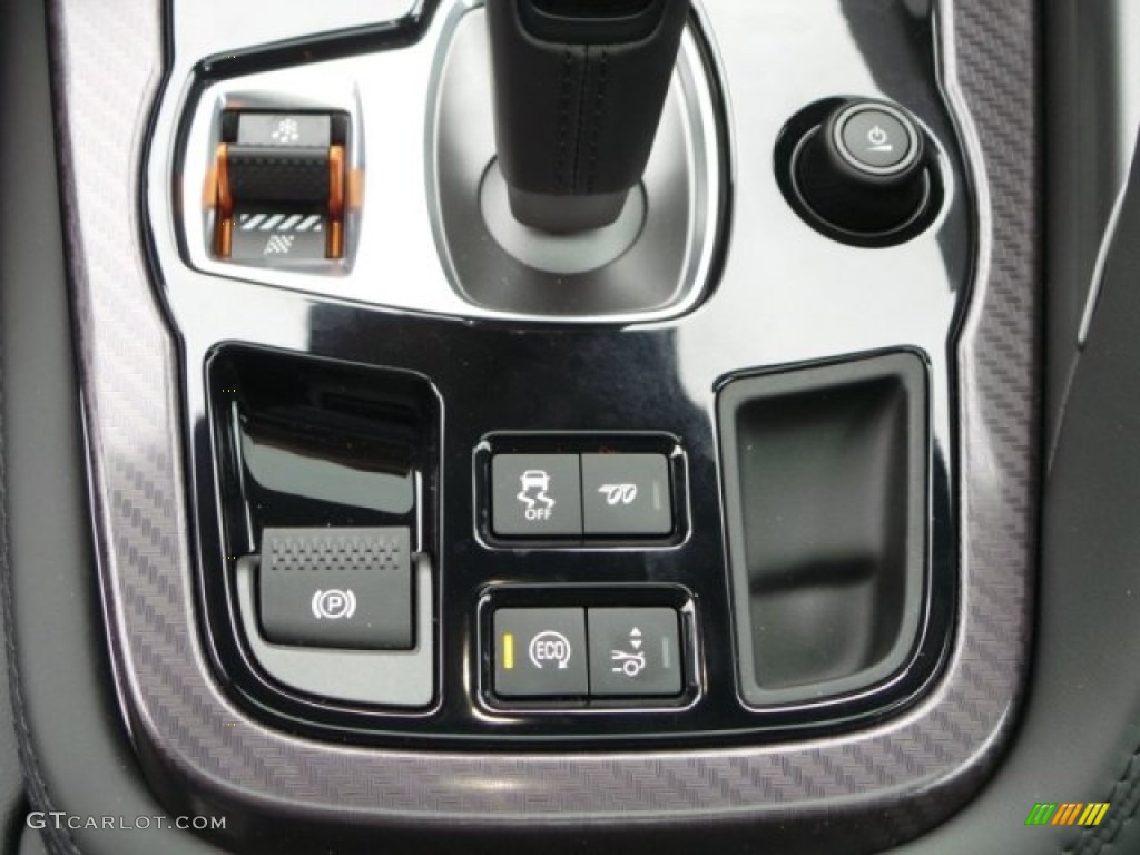 2015 Jaguar F-TYPE R Coupe Controls Photo #102168169
