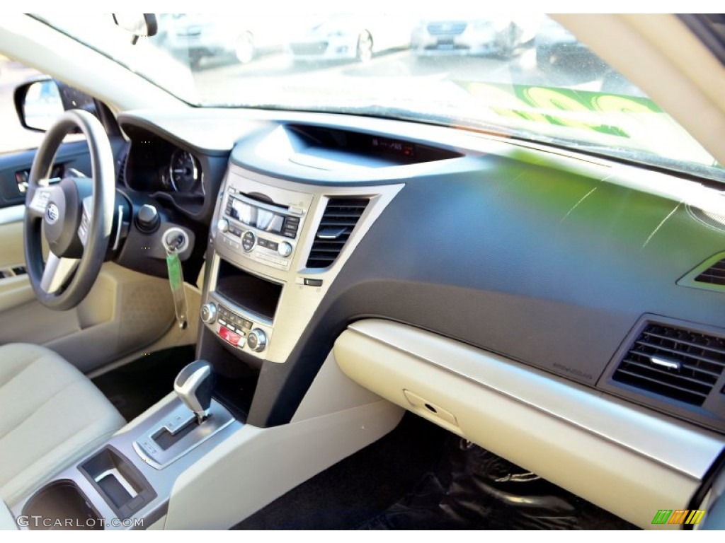 2011 Outback 2.5i Wagon - Crystal Black Silica / Warm Ivory photo #9