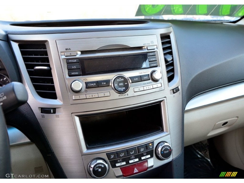 2011 Outback 2.5i Wagon - Crystal Black Silica / Warm Ivory photo #12