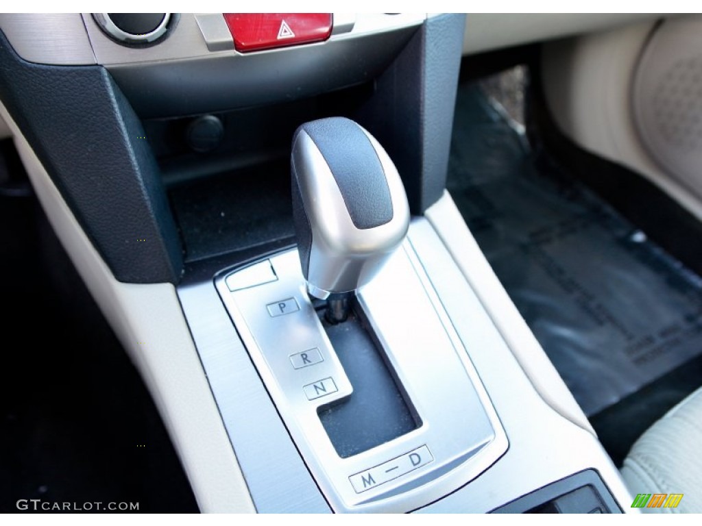 2011 Outback 2.5i Wagon - Crystal Black Silica / Warm Ivory photo #14