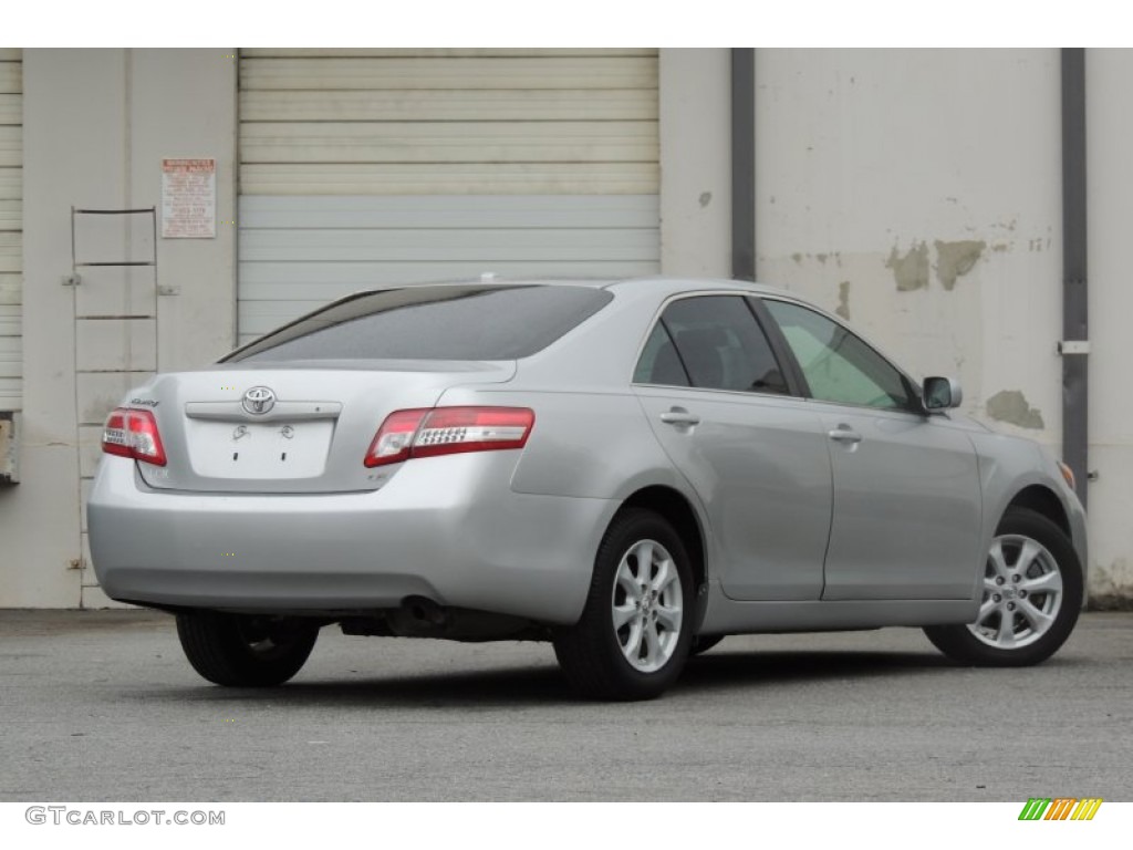 Classic Silver Metallic 2010 Toyota Camry LE Exterior Photo #102172130