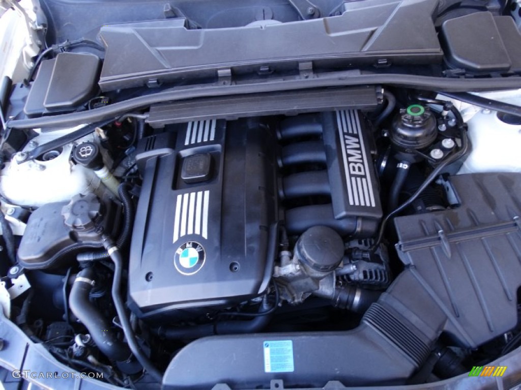 2007 BMW 3 Series 328xi Sedan Engine Photos