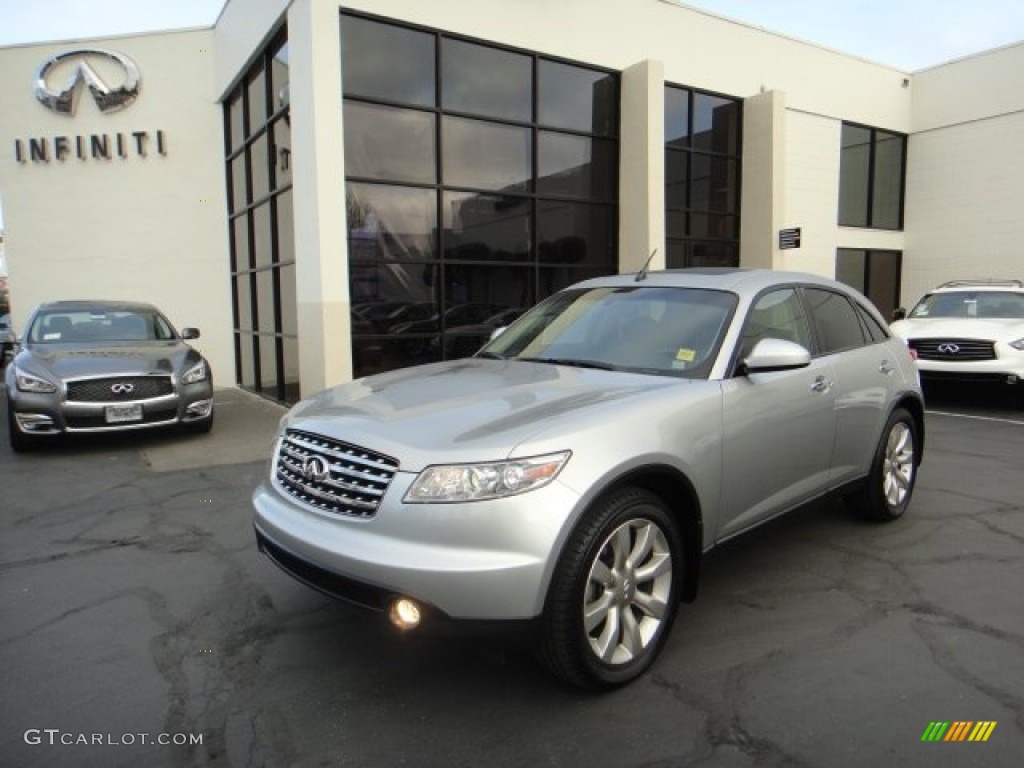 Brilliant Silver Metallic Infiniti FX