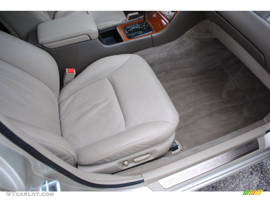 2004 Acura RL 3.5 Front Seat Photos