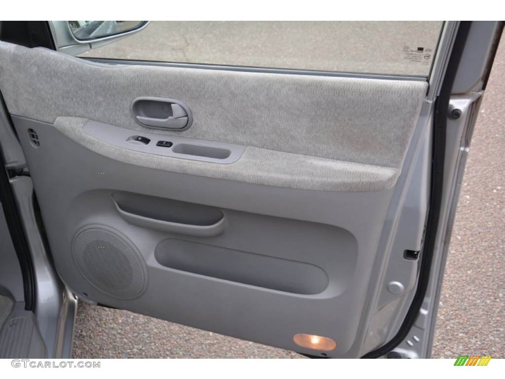 2005 Kia Sedona LX Door Panel Photos