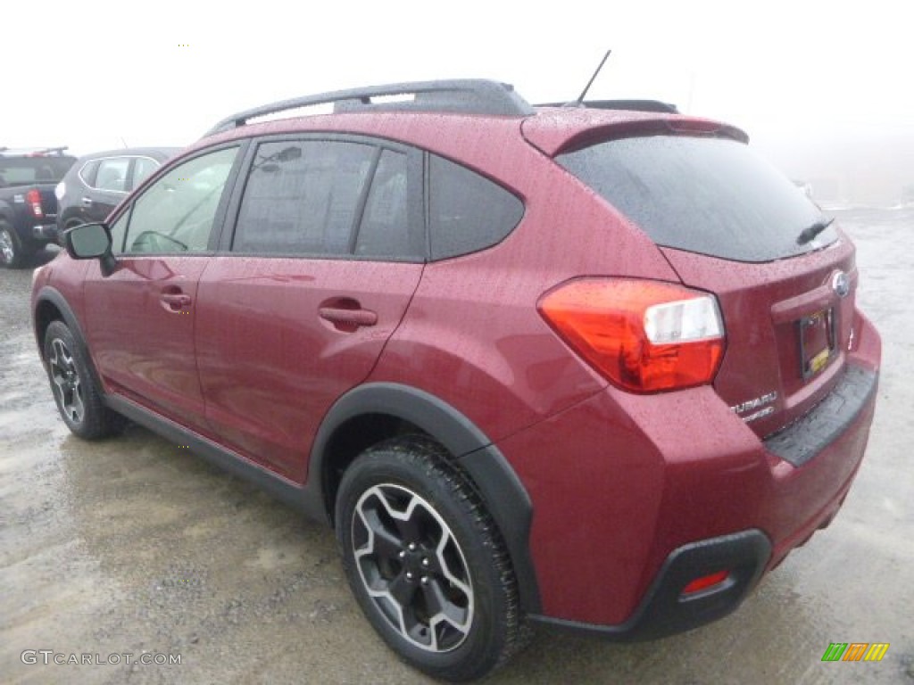 2015 XV Crosstrek 2.0i - Venetian Red Pearl / Black photo #5