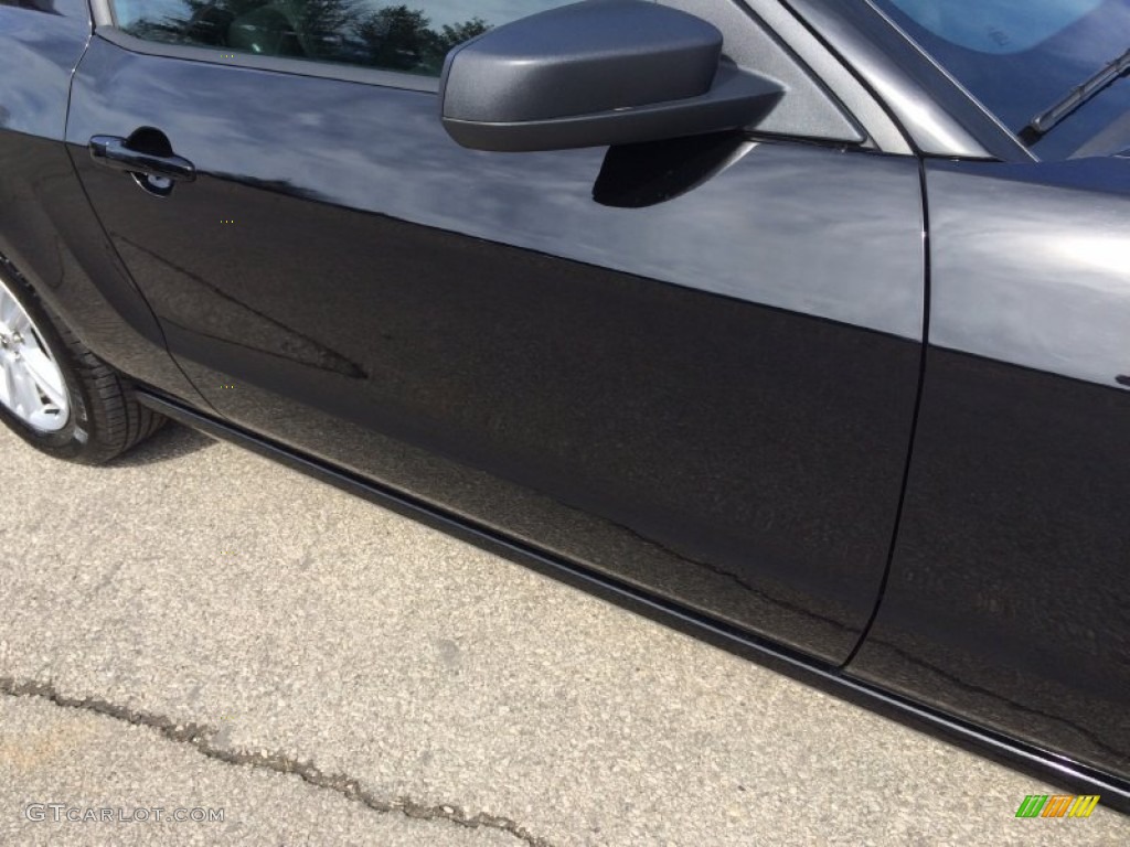 2014 Mustang V6 Coupe - Black / Charcoal Black photo #20