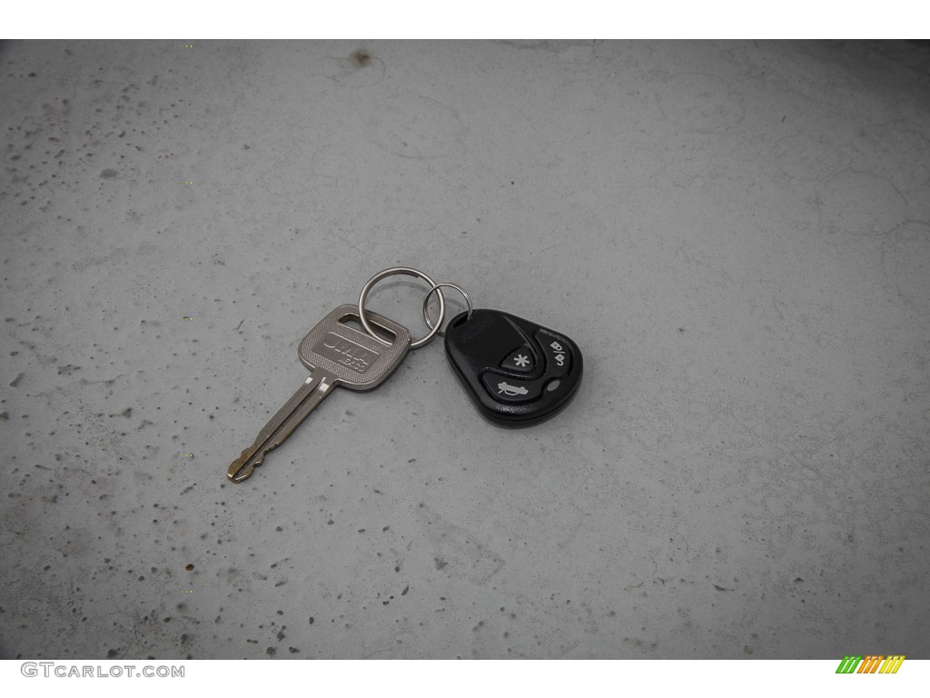 2005 Toyota Highlander I4 Keys Photo #102185735
