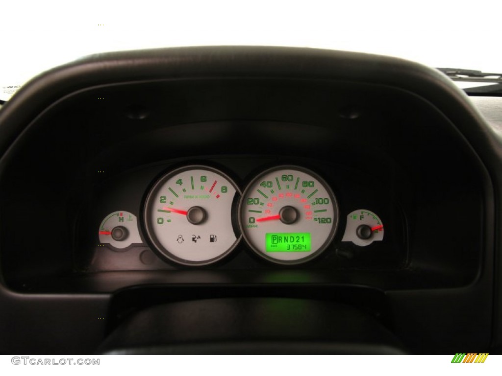 2005 Ford Escape XLS 4WD Gauges Photo #102185798