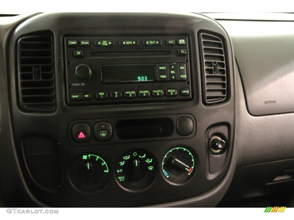 2005 Ford Escape XLS 4WD Controls Photo #102185807