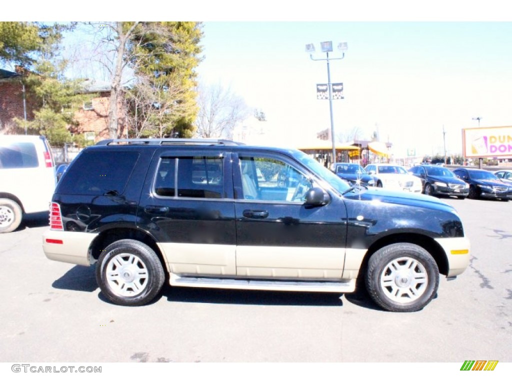 Black Clearcoat 2004 Mercury Mountaineer V8 AWD Exterior Photo #102187160
