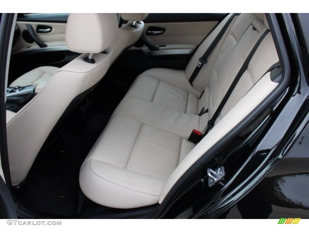 2012 BMW 3 Series 328i Sports Wagon Rear Seat Photo #102190467