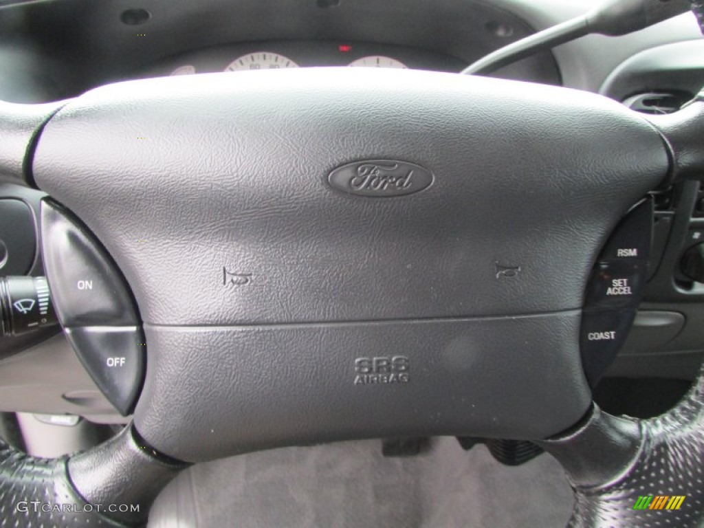 2003 Ford F150 SVT Lightning Medium Graphite Grey Steering Wheel Photo #102199055