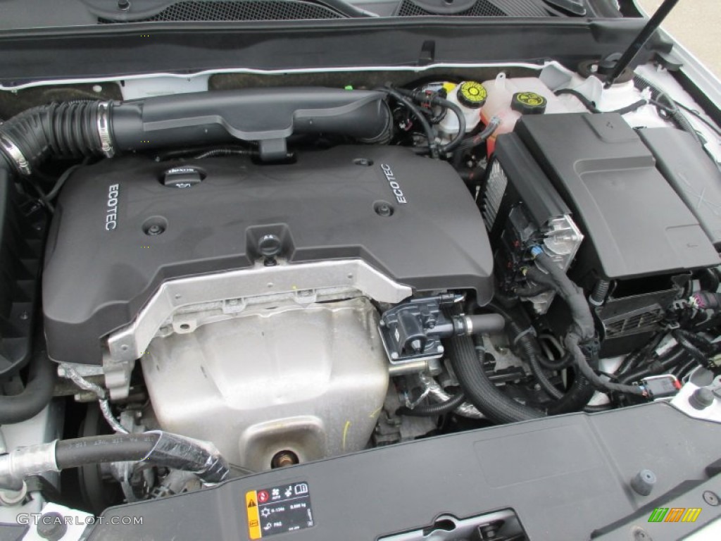 2013 Chevrolet Malibu LS Engine Photos