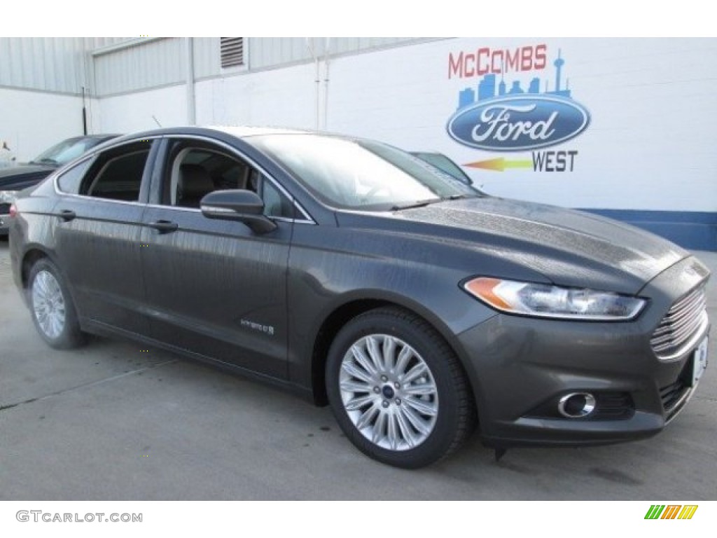 2015 Fusion Hybrid SE - Magnetic Metallic / Charcoal Black photo #1