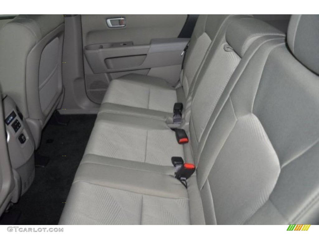 2015 Pilot LX - Taffeta White / Gray photo #19