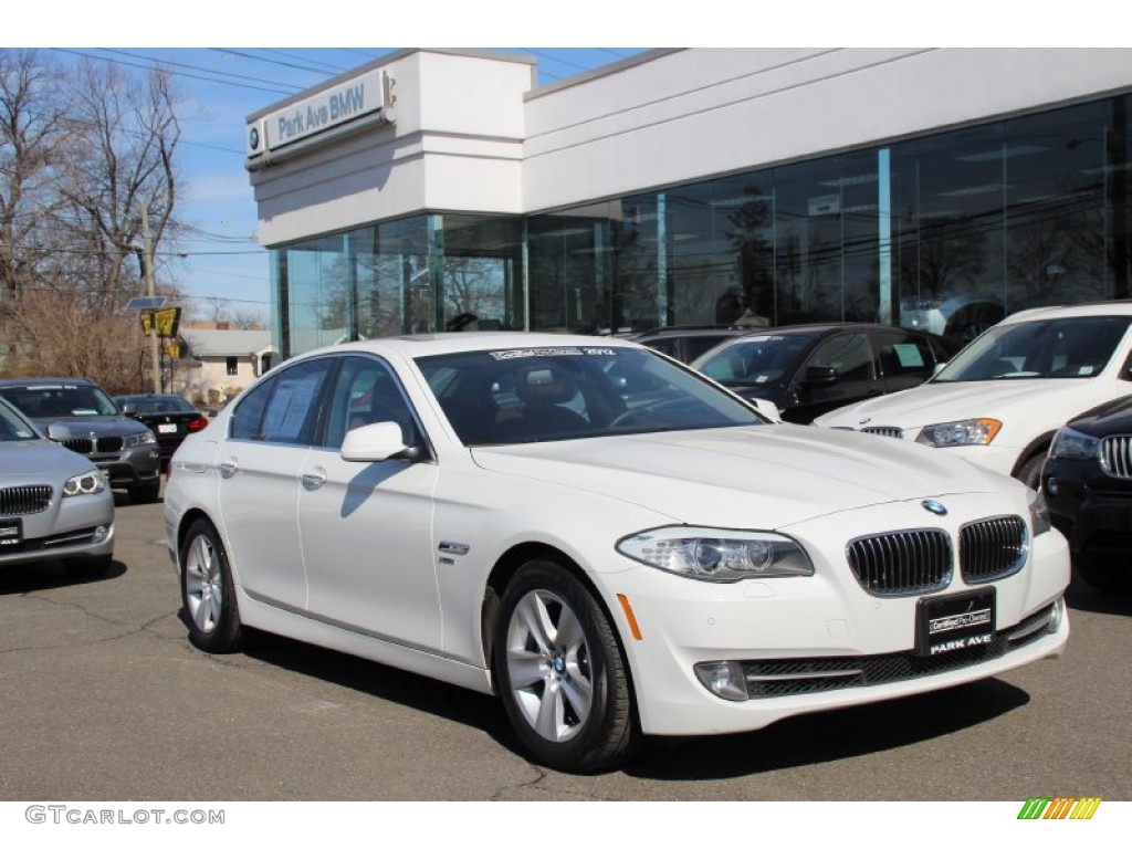 2012 5 Series 528i xDrive Sedan - Alpine White / Cinnamon Brown photo #1