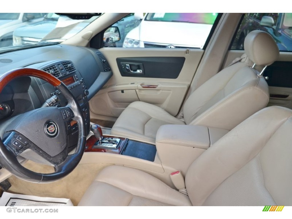 Light Neutral Interior 2004 Cadillac SRX V6 Photo #102213054