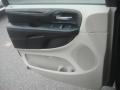 2012 True Blue Pearl Dodge Grand Caravan SE  photo #8