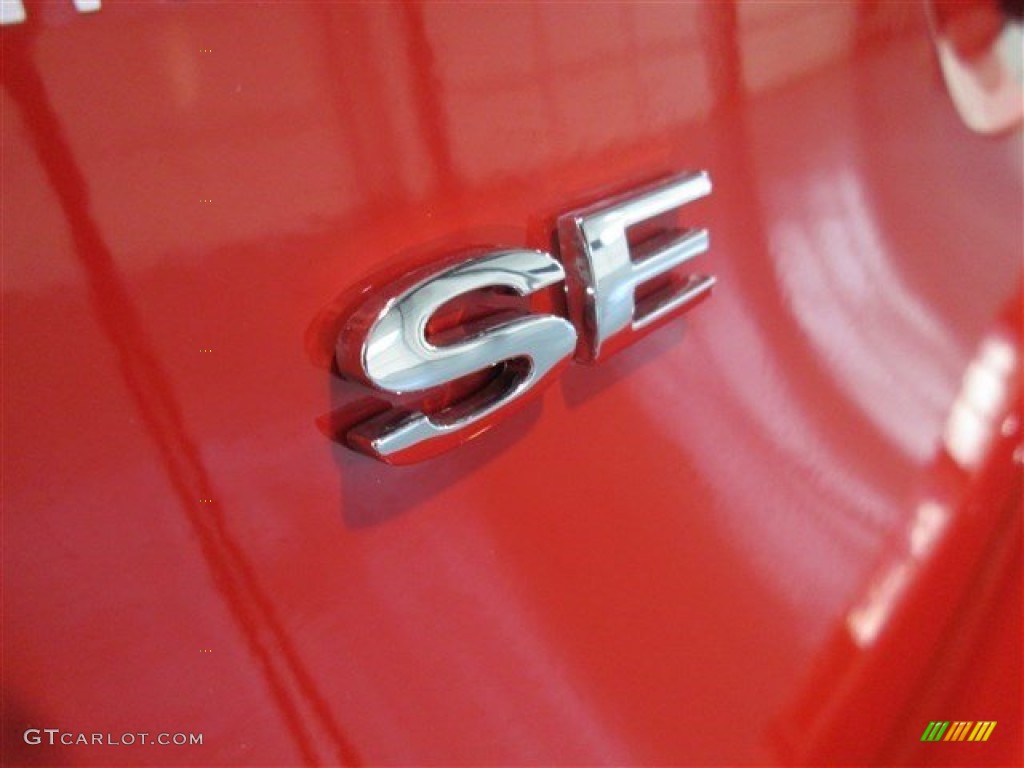 2015 Fiesta SE Sedan - Race Red / Charcoal Black photo #7