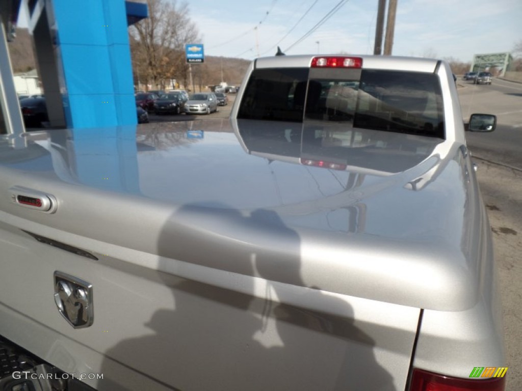 2014 1500 SLT Quad Cab 4x4 - Bright Silver Metallic / Black/Diesel Gray photo #12