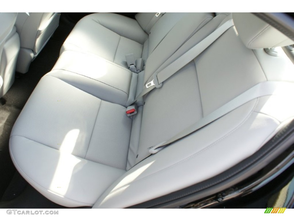 2016 Acura ILX Technology Rear Seat Photo #102229477