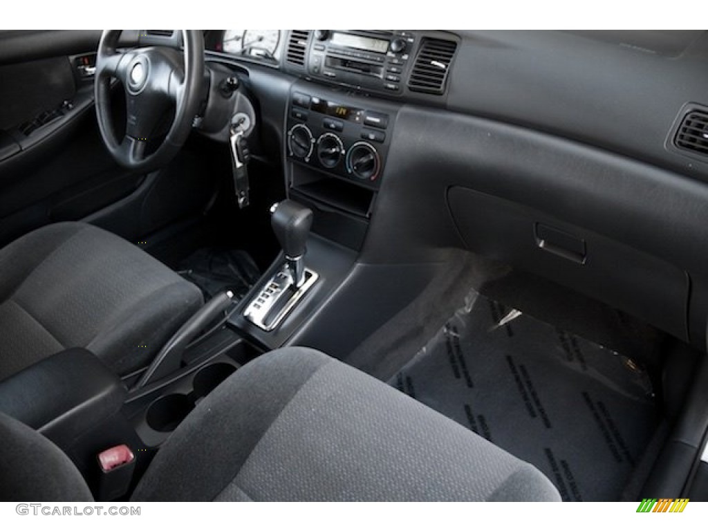 2004 Corolla S - Lunar Mist Silver Metallic / Black photo #17