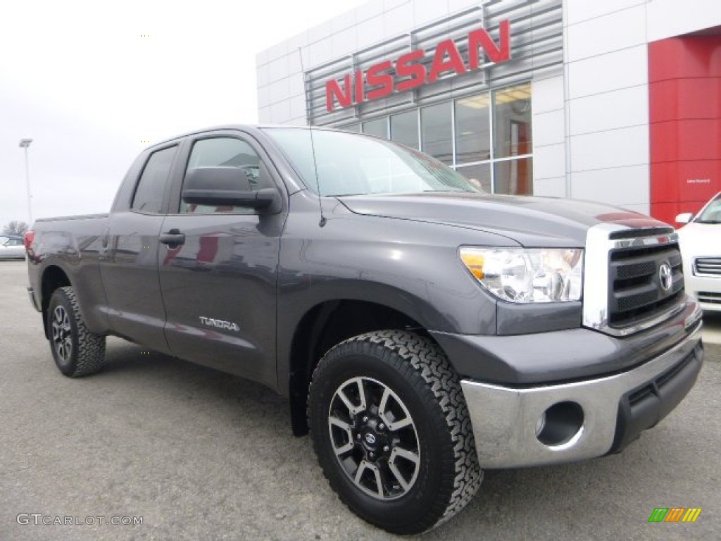 Magnetic Gray Metallic 2013 Toyota Tundra Double Cab 4x4 Exterior Photo #102233119