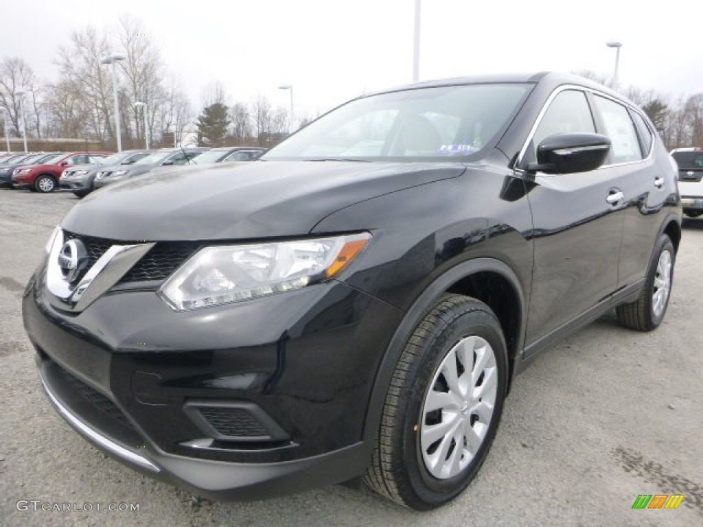 2015 Rogue S AWD - Super Black / Almond photo #7