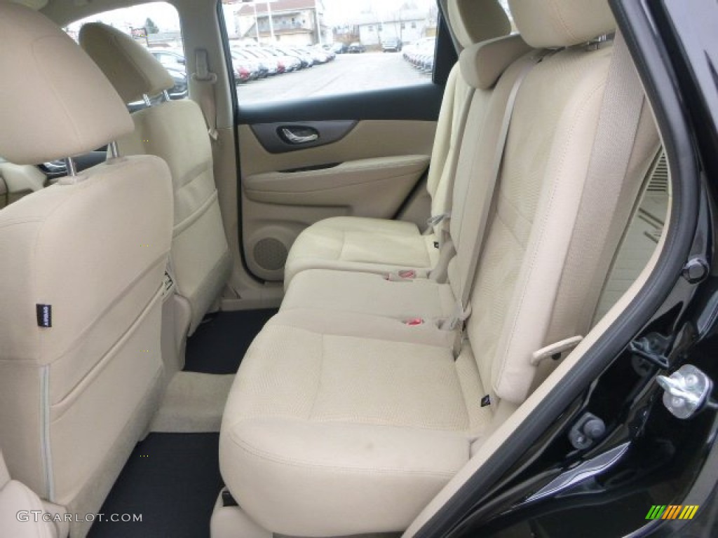 2015 Rogue S AWD - Super Black / Almond photo #10