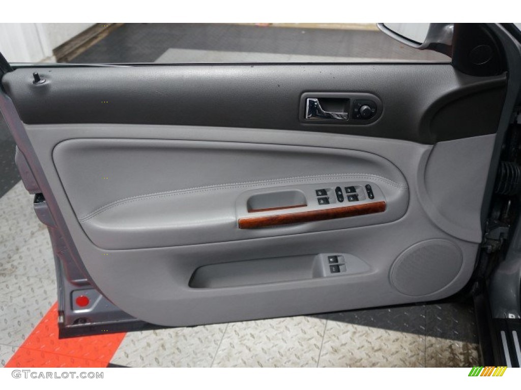 2003 Passat GLX Wagon - Silverstone Grey Metallic / Grey photo #12
