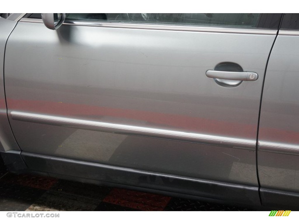 2003 Passat GLX Wagon - Silverstone Grey Metallic / Grey photo #60