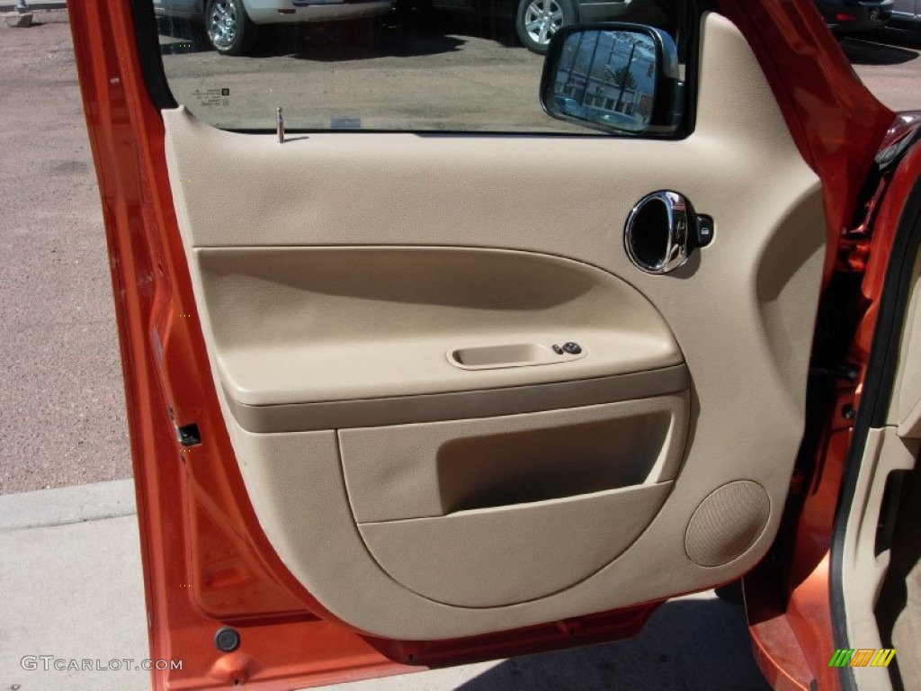 2007 HHR LT - Sunburst Orange II Metallic / Cashmere Beige photo #11