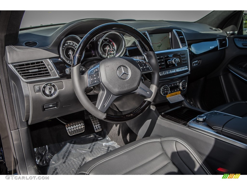 2015 Mercedes-Benz GL 63 AMG 4Matic Interior Color Photos