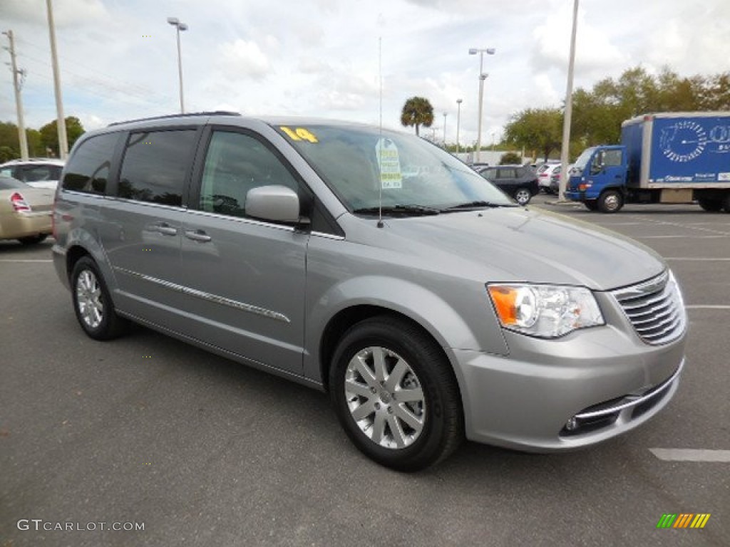 Billet Silver Metallic 2014 Chrysler Town & Country Touring Exterior Photo #102240597