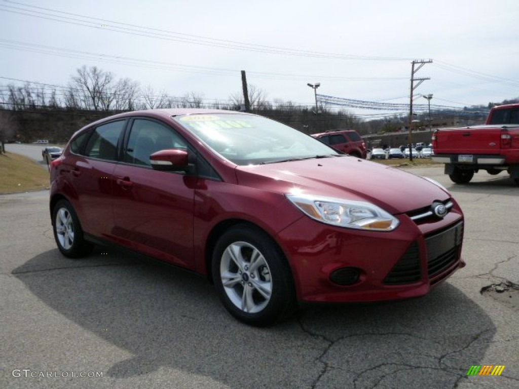 2014 Focus SE Hatchback - Ruby Red / Medium Light Stone photo #1