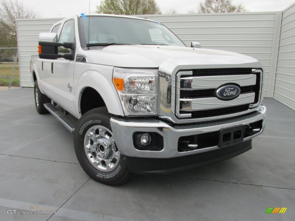 2015 F250 Super Duty XLT Crew Cab 4x4 - Oxford White / Steel photo #1