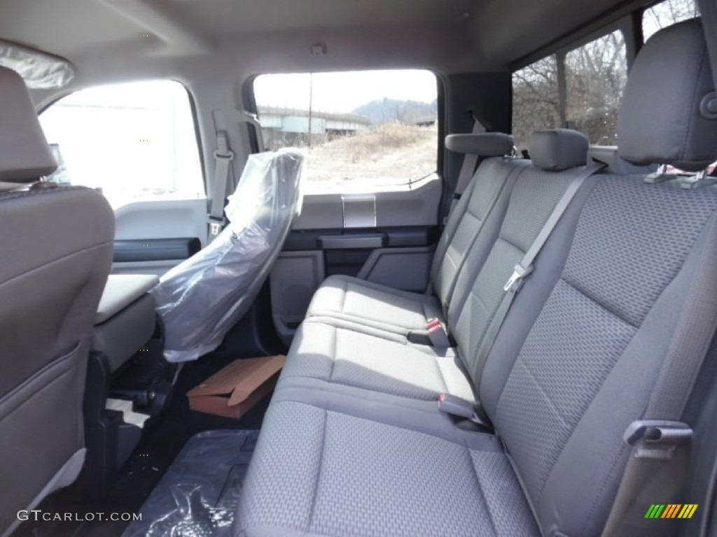 Medium Earth Gray Interior 2015 Ford F150 XLT SuperCrew 4x4 Photo #102246504