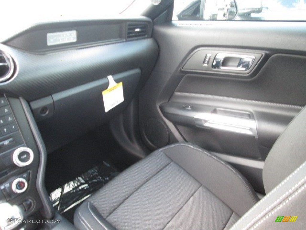 2015 Mustang V6 Coupe - Black / Ebony photo #14