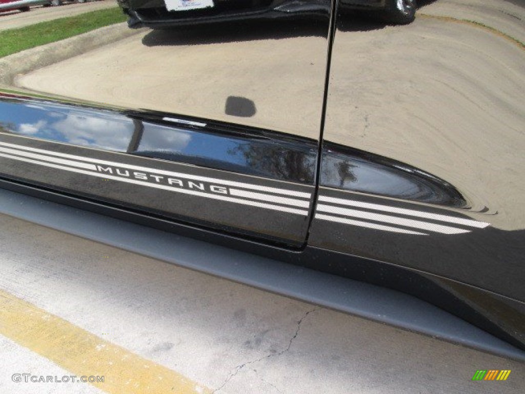 2015 Mustang EcoBoost Coupe - Black / Ebony photo #4