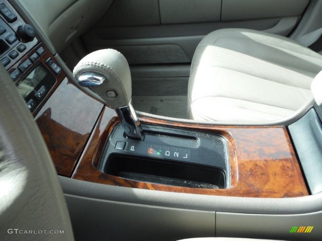 2004 Avalon XLS - Silver Spruce Metallic / Taupe photo #17