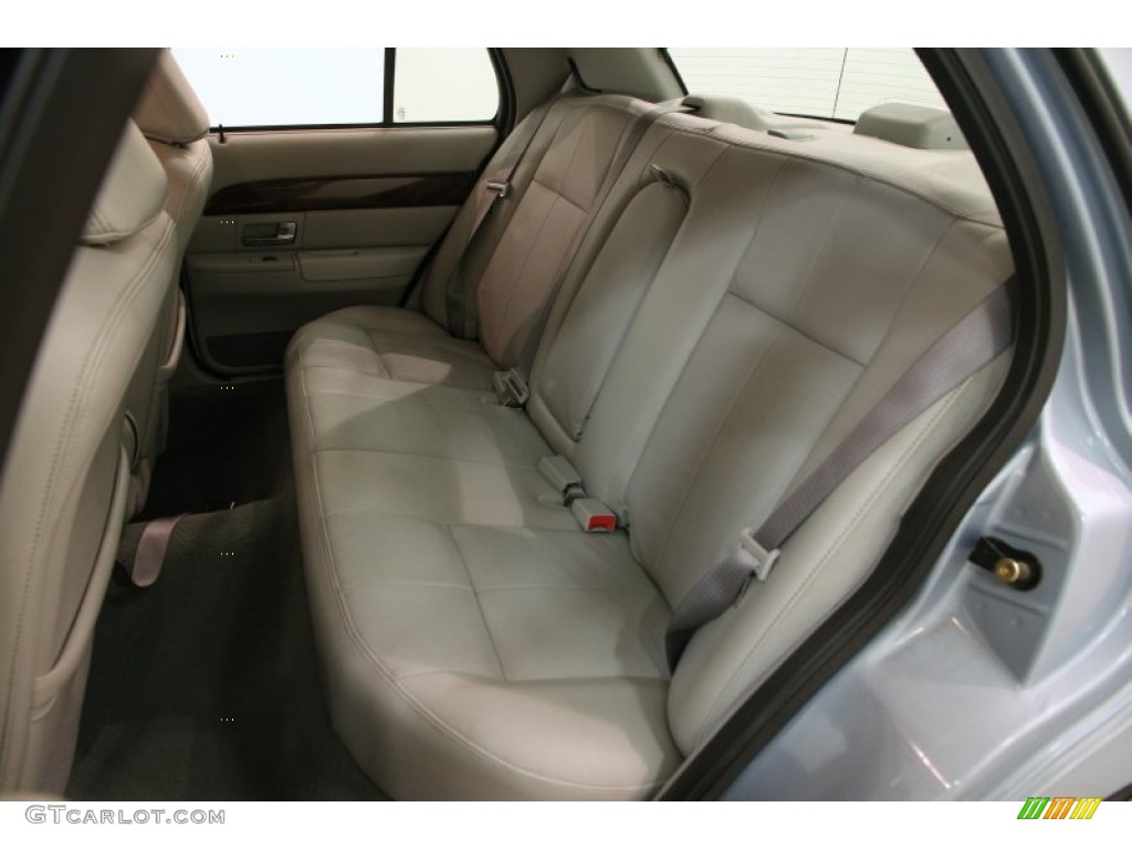 2005 Mercury Grand Marquis GS Interior Color Photos