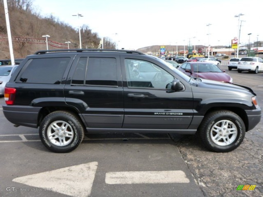 2004 Grand Cherokee Laredo 4x4 - Brillant Black Crystal Pearl / Dark Slate Gray photo #7