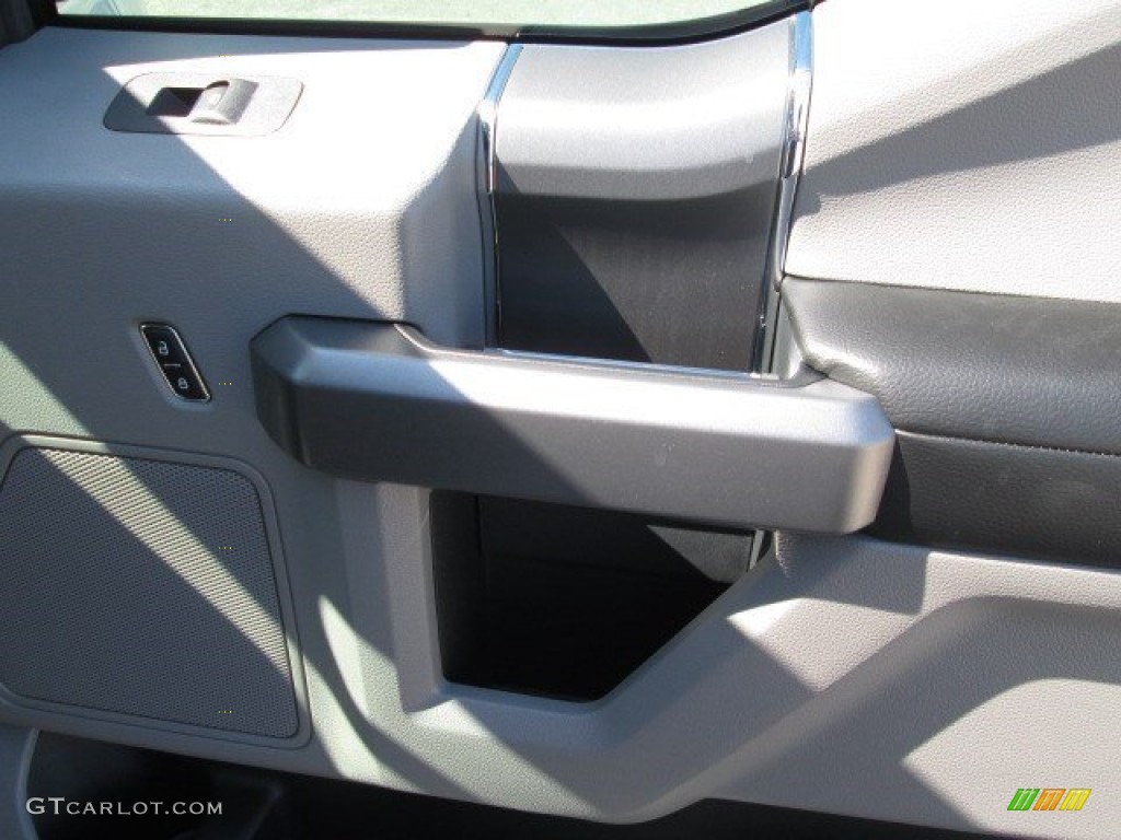 2015 F150 XLT SuperCrew - Oxford White / Medium Earth Gray photo #27