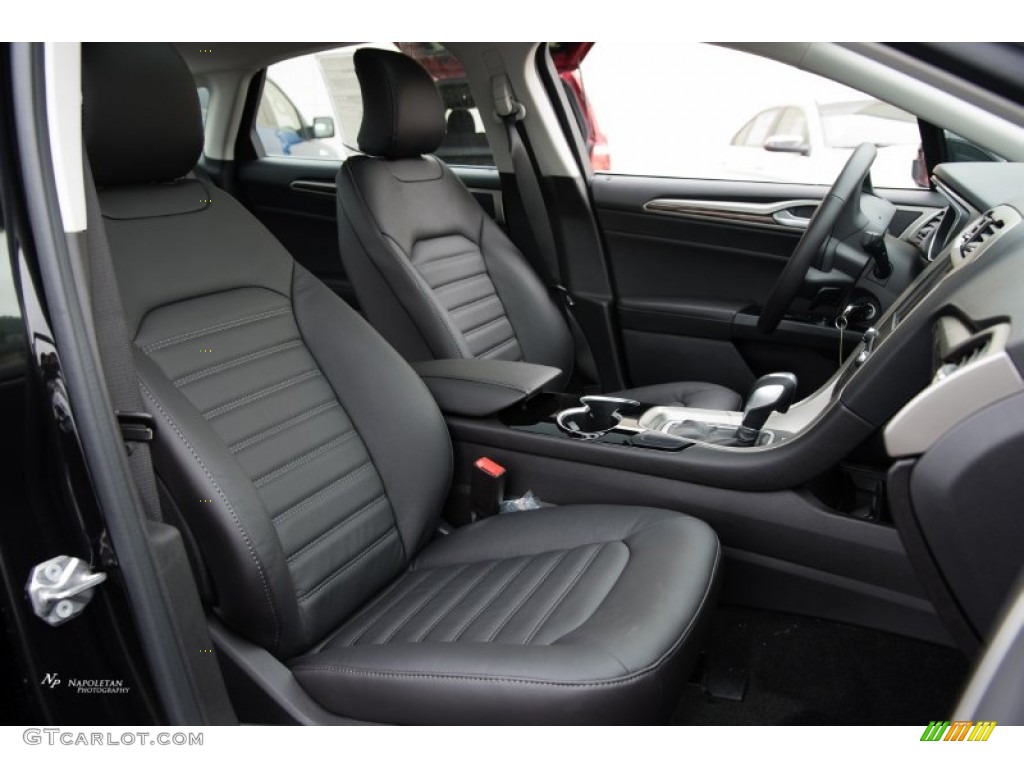 2015 Fusion SE - Tuxedo Black Metallic / Charcoal Black photo #6