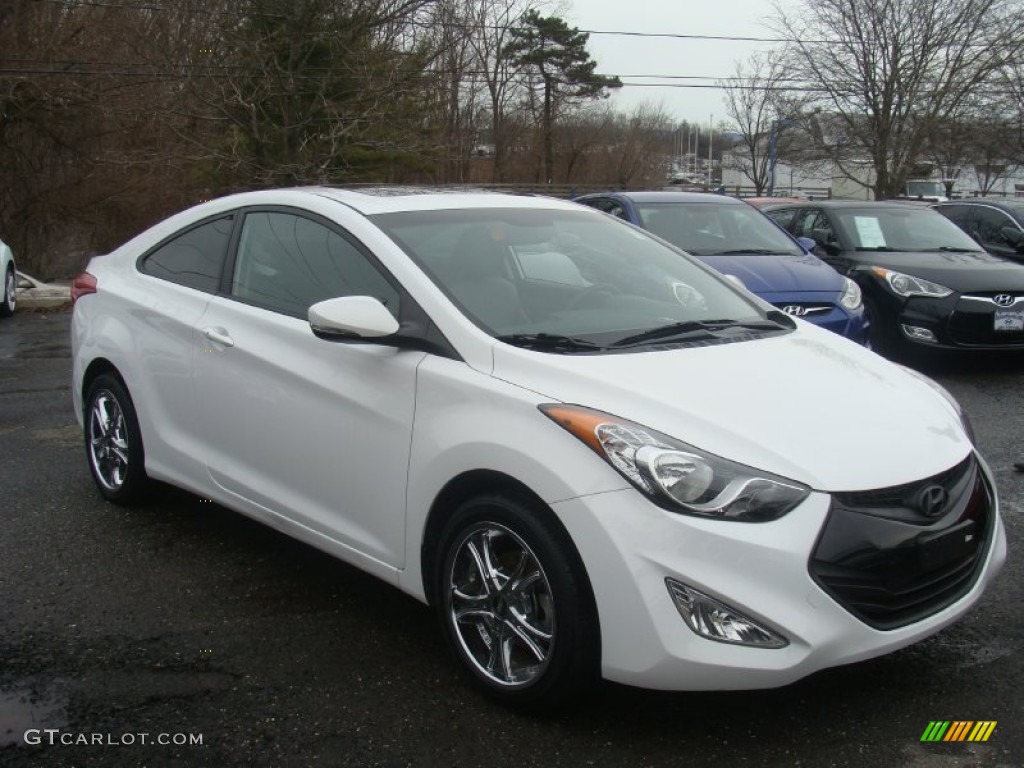 2013 Elantra Coupe SE - Monaco White / Black photo #2