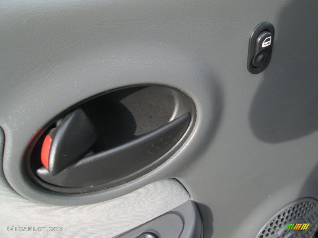 2007 ION 2 Sedan - Black Onyx / Gray photo #14
