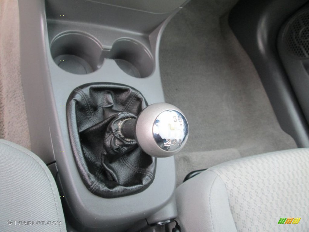2007 ION 2 Sedan - Black Onyx / Gray photo #27