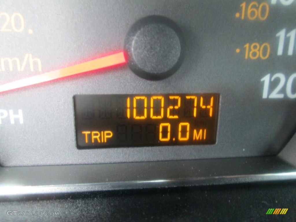 2007 ION 2 Sedan - Black Onyx / Gray photo #28