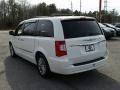 Stone White - Town & Country Touring - L Photo No. 11